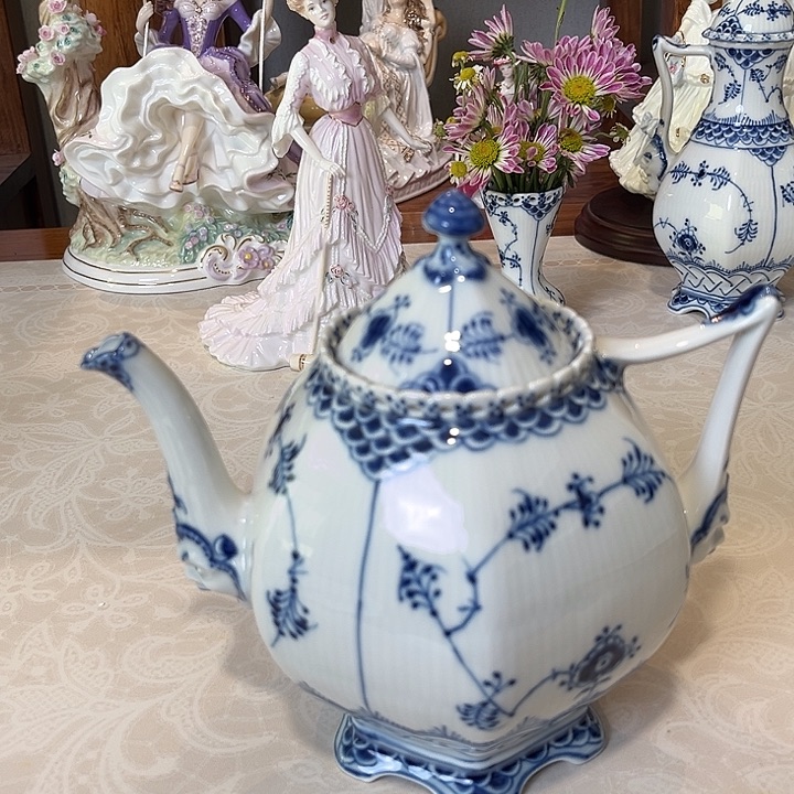 杯欧洲中古瓷器摆件