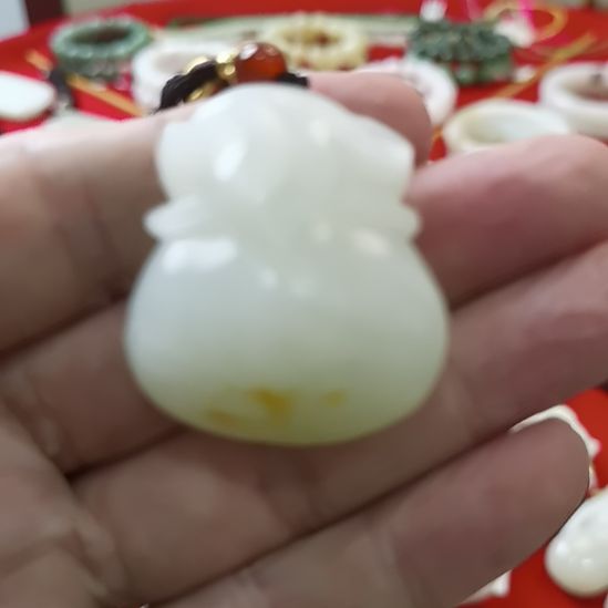 思***怡和田玉（子料）未镶嵌颈饰