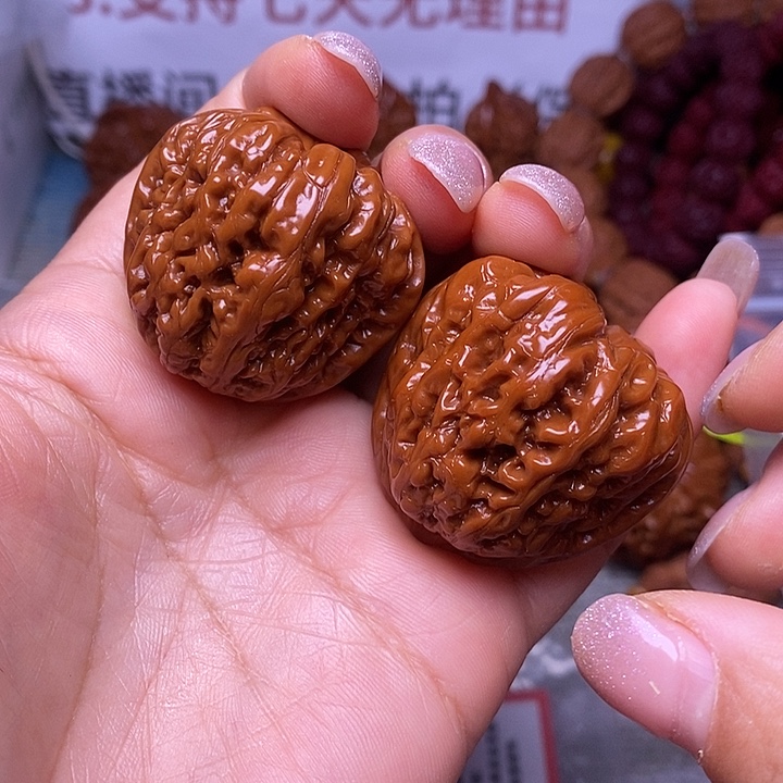 文玩核桃吊坠                