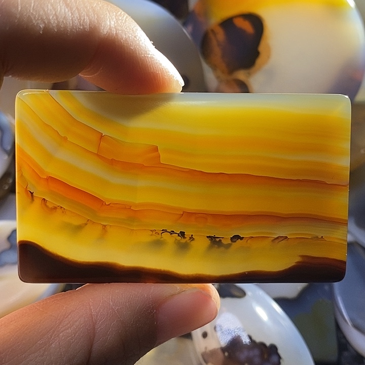 未镶嵌颈饰玛瑙/玉髓路*