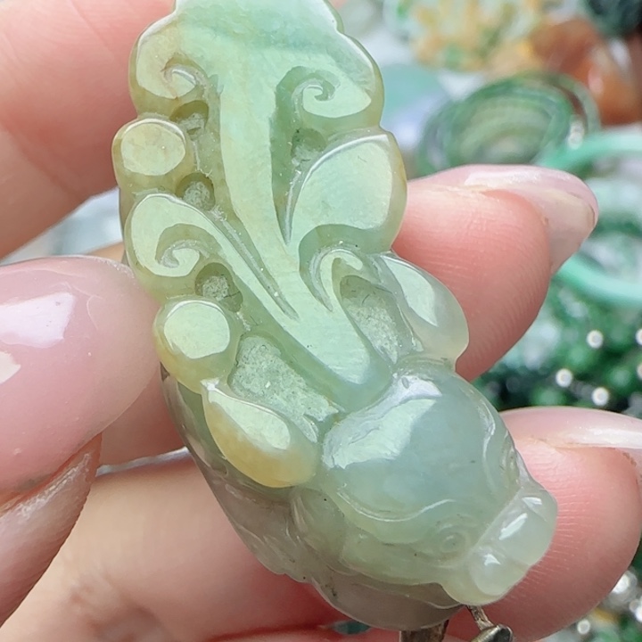 翡翠未镶嵌颈饰天然A货258