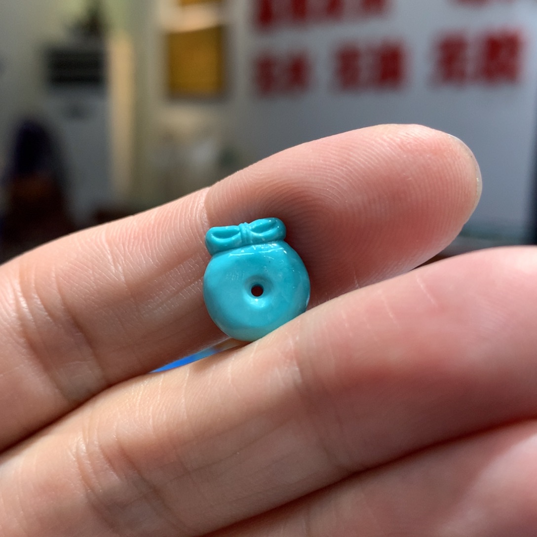 绿松石配饰未镶嵌