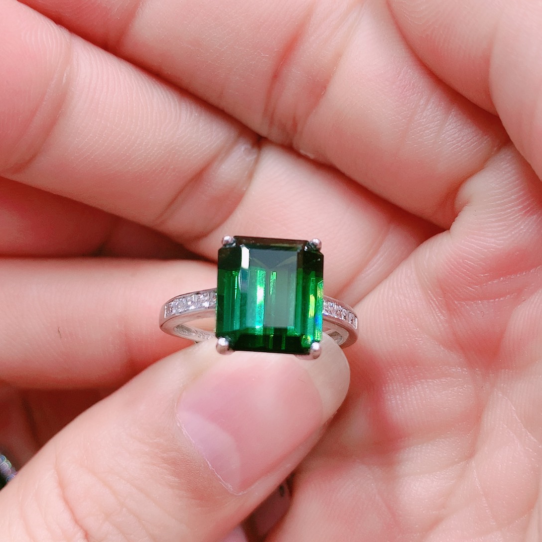 碧玺戒指银S925镶嵌9.5✖️10.4