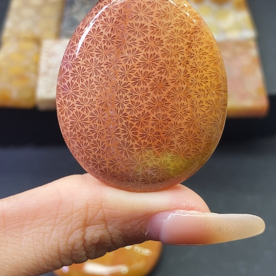 硅化玉颈饰合金静**开