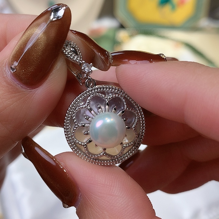 颈饰淡水珍珠未镶嵌