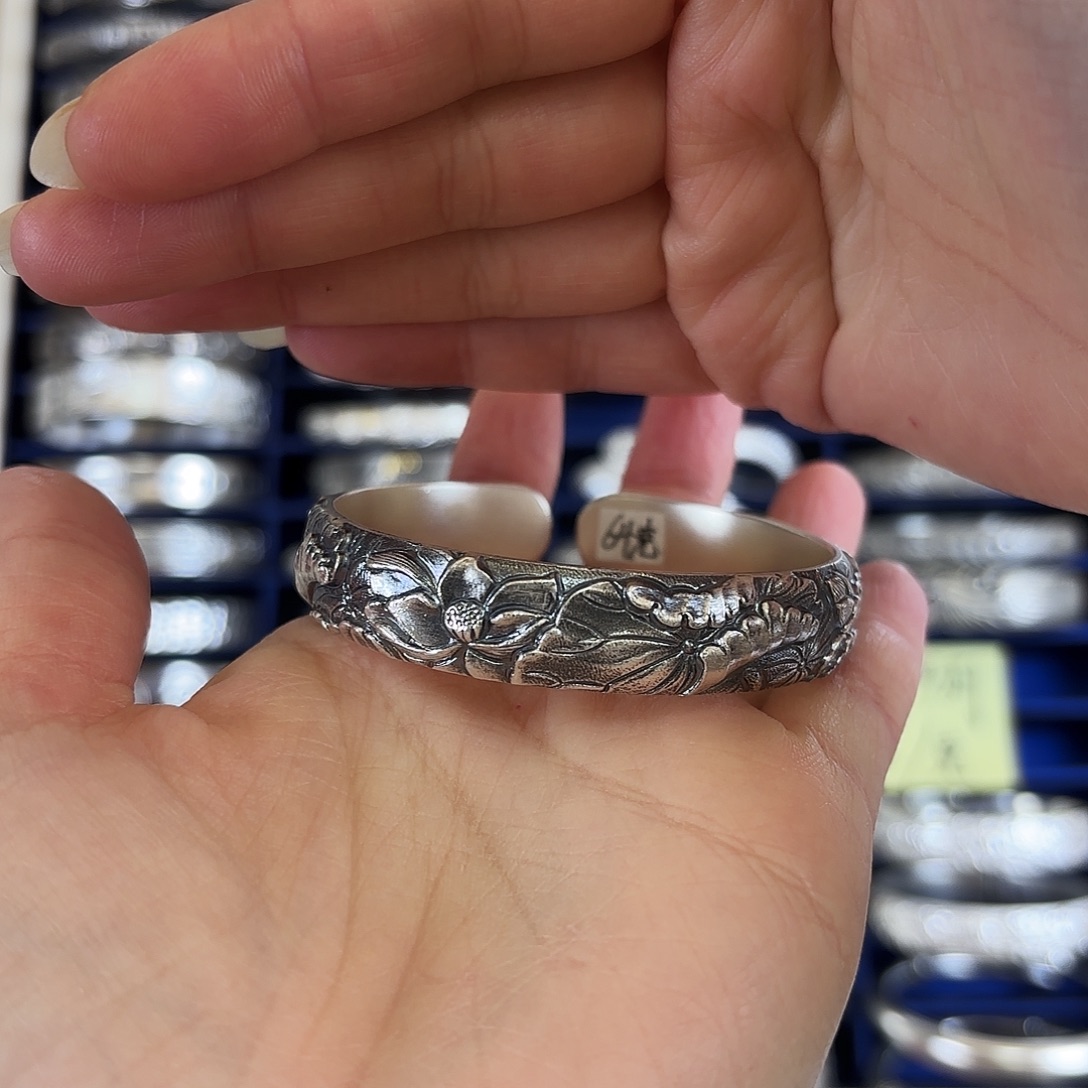 足银莲花银手镯64克