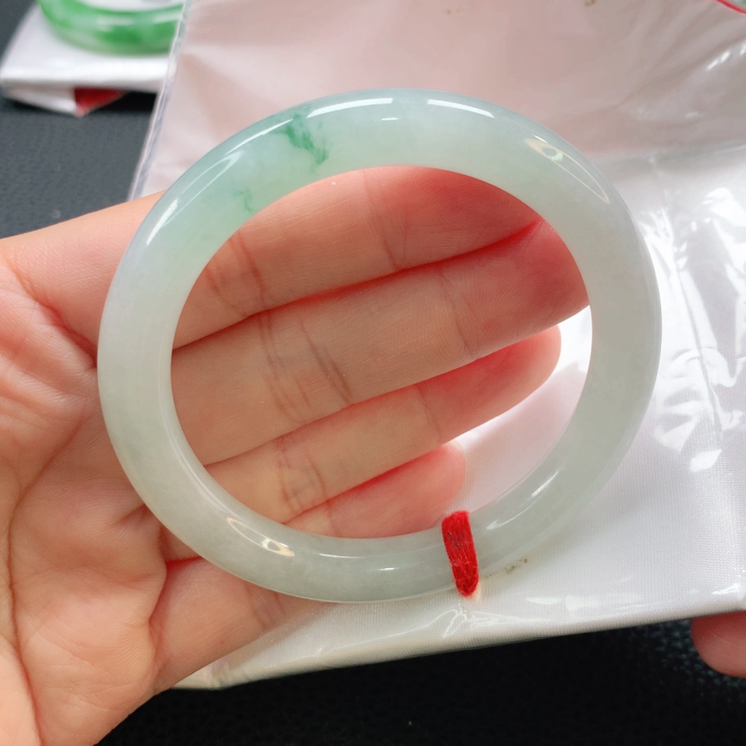 未镶嵌手镯翡翠56.3圆