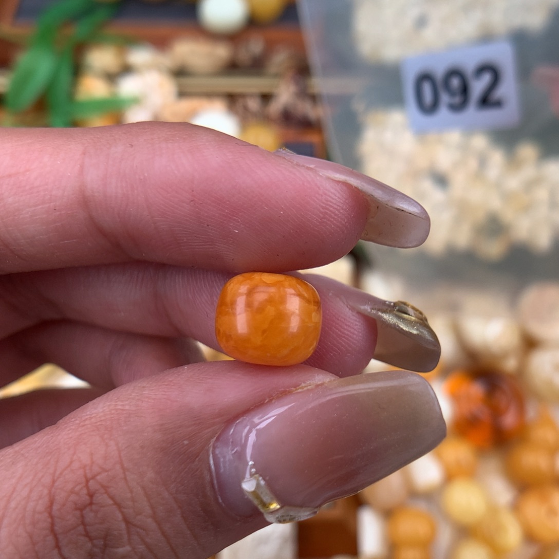 琥珀珠宝奇石未镶嵌1.0