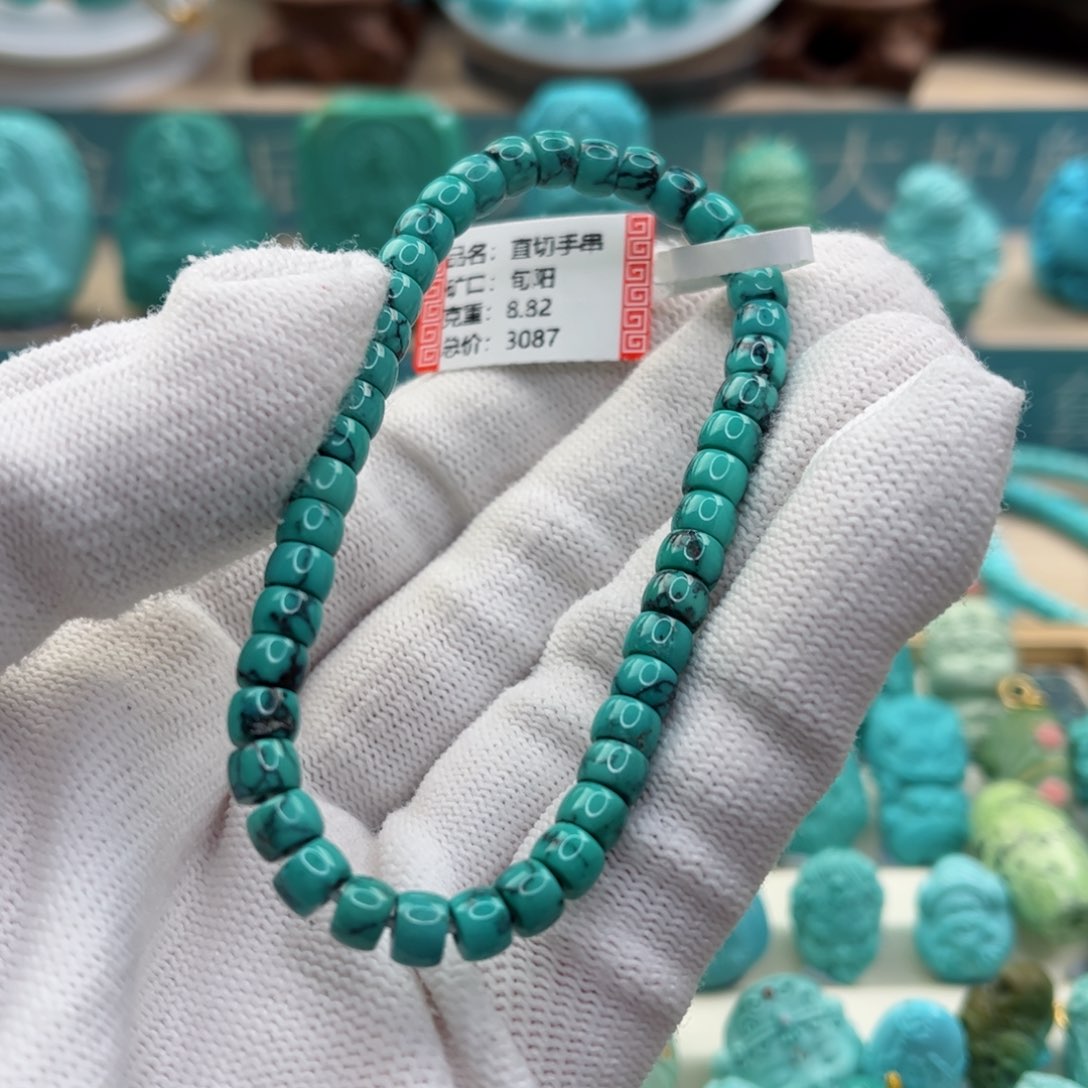 绿松石配饰未镶嵌