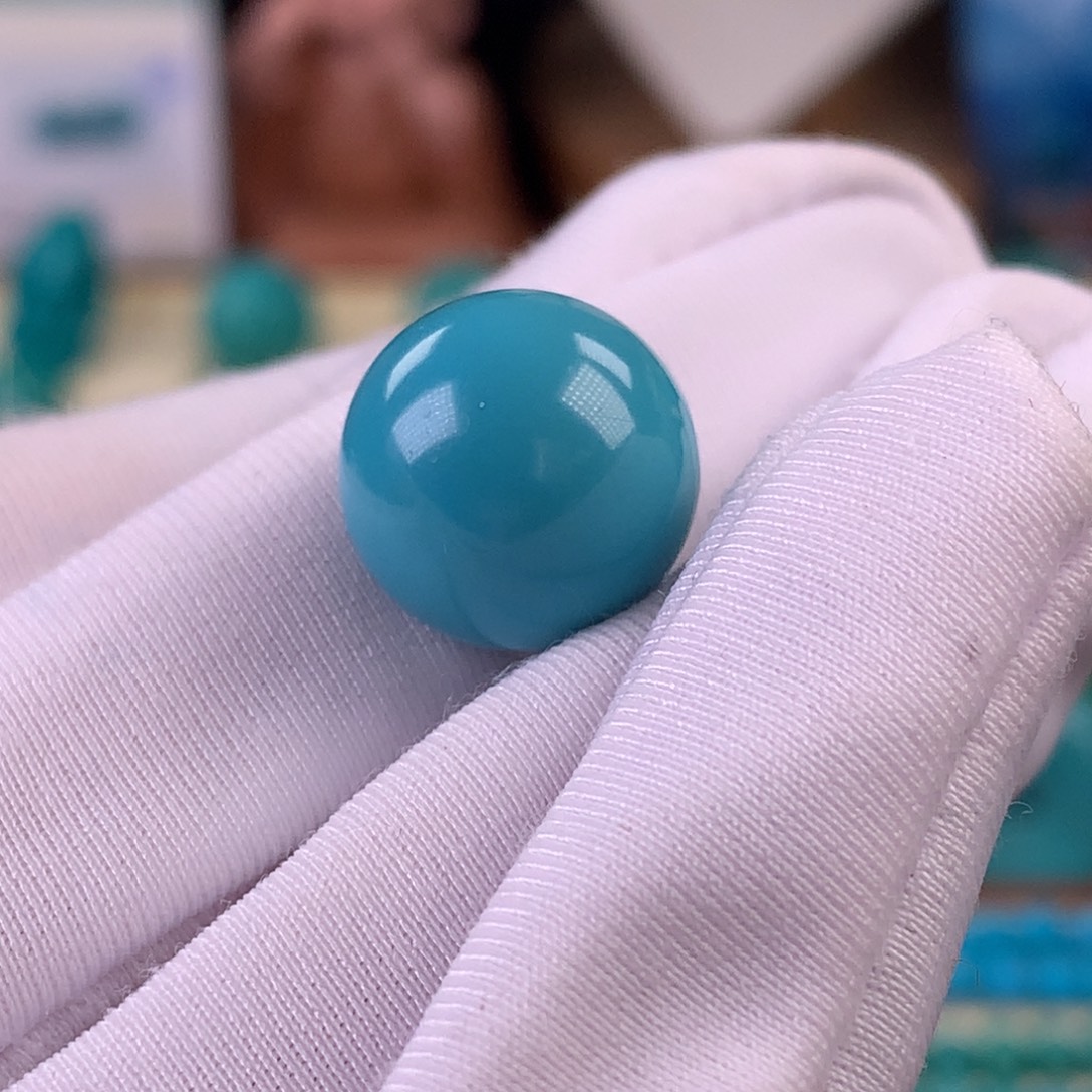 绿松石未镶嵌珠宝奇石13.7mm全品无暇