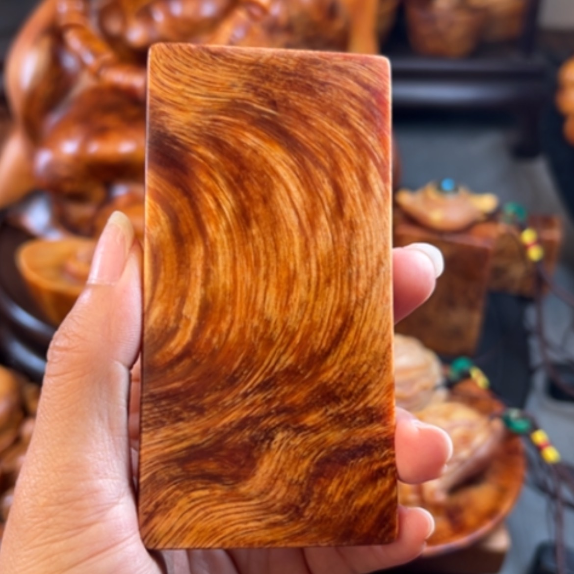 【闪购商品】松木（琥珀木）把件