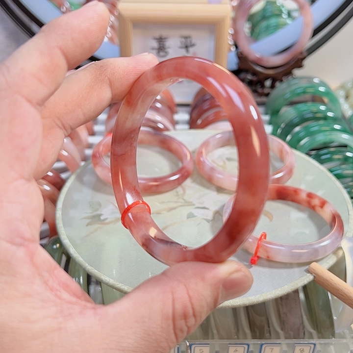 石英质玉手镯未镶嵌小*熙