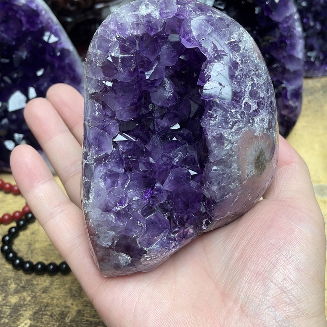 紫晶大型摆件（非配饰）未镶嵌