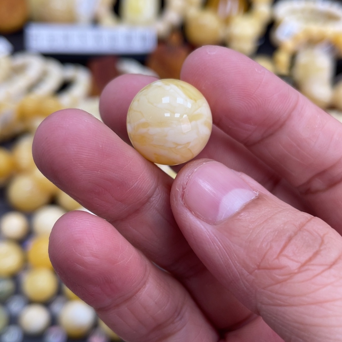 琥珀珠宝奇石未镶嵌16.4mm