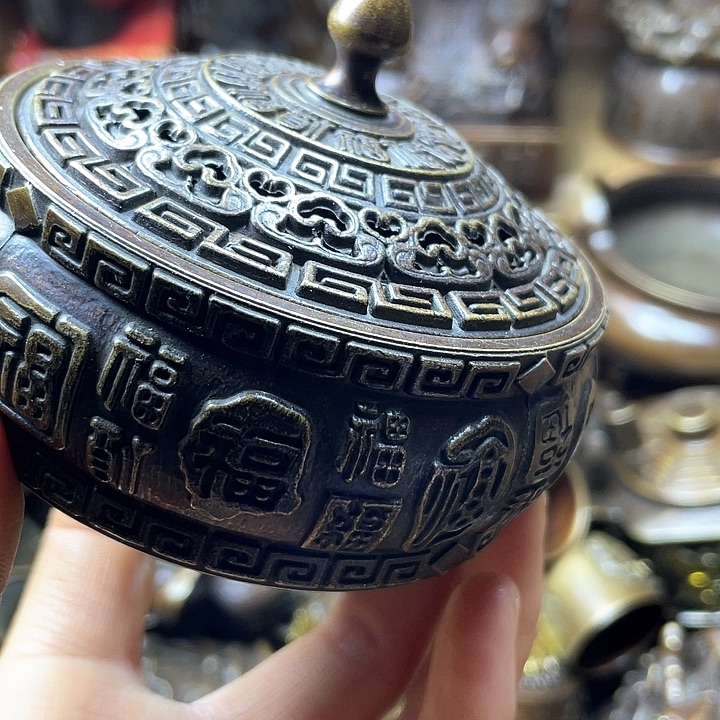 全是铜铜铜器铜器