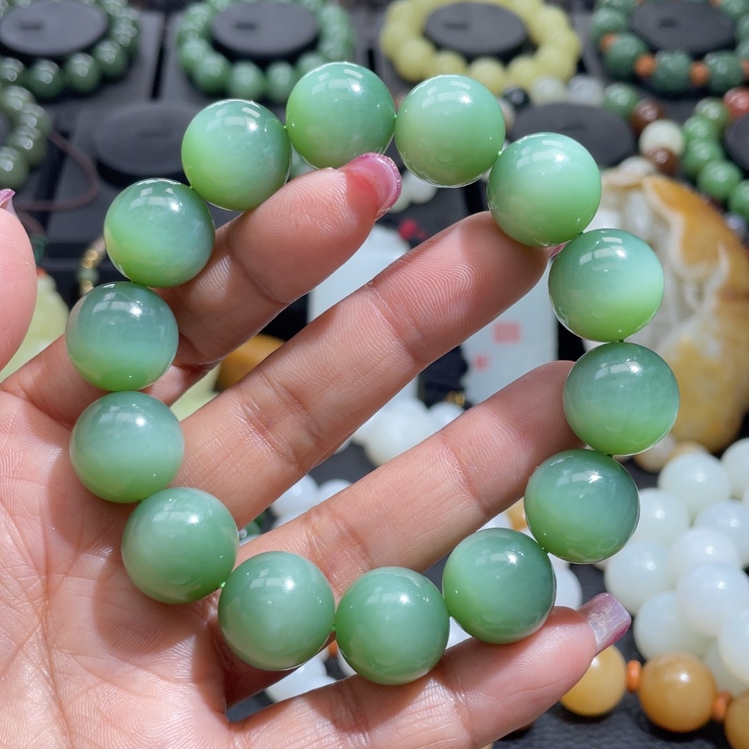 和田玉手串未镶嵌