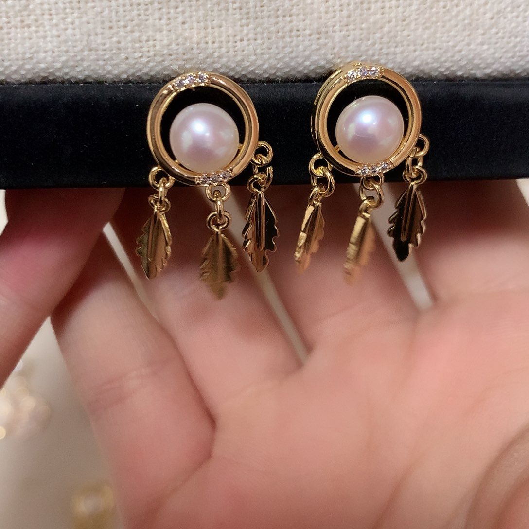 淡水珍珠耳饰合金