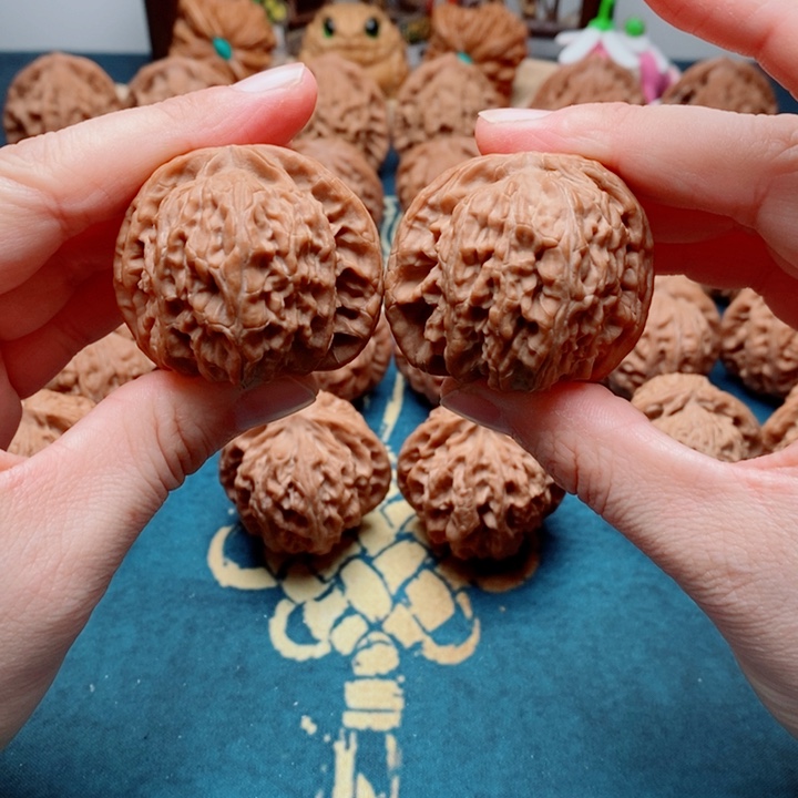 文玩核桃把件白狮子42