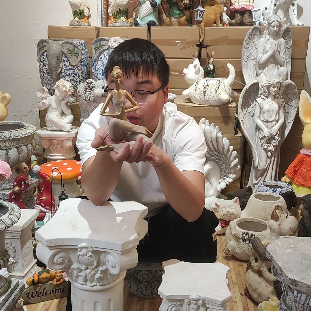 合成树脂瑜伽女孩摆件