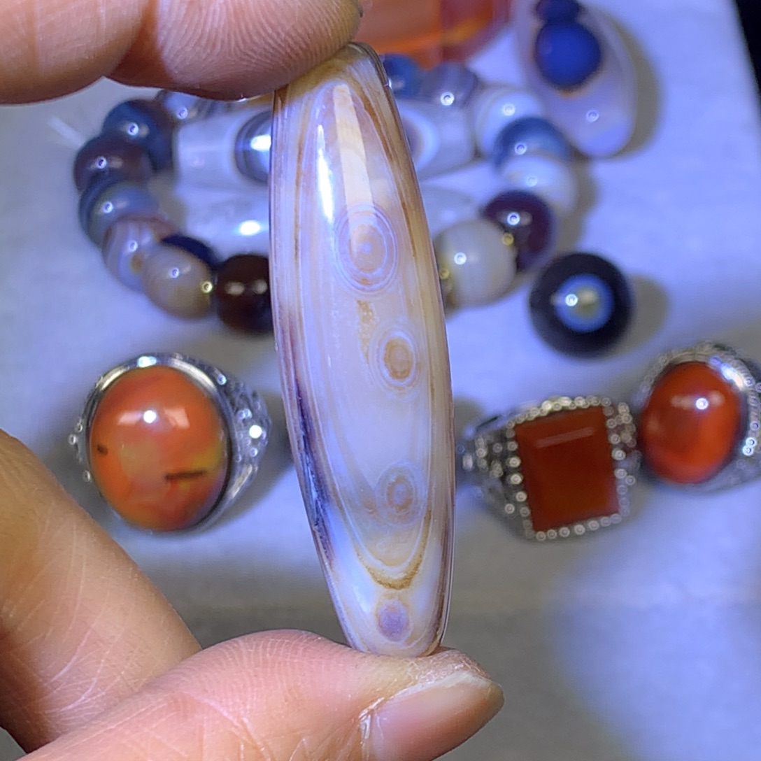 玛瑙/玉髓未镶嵌颈饰