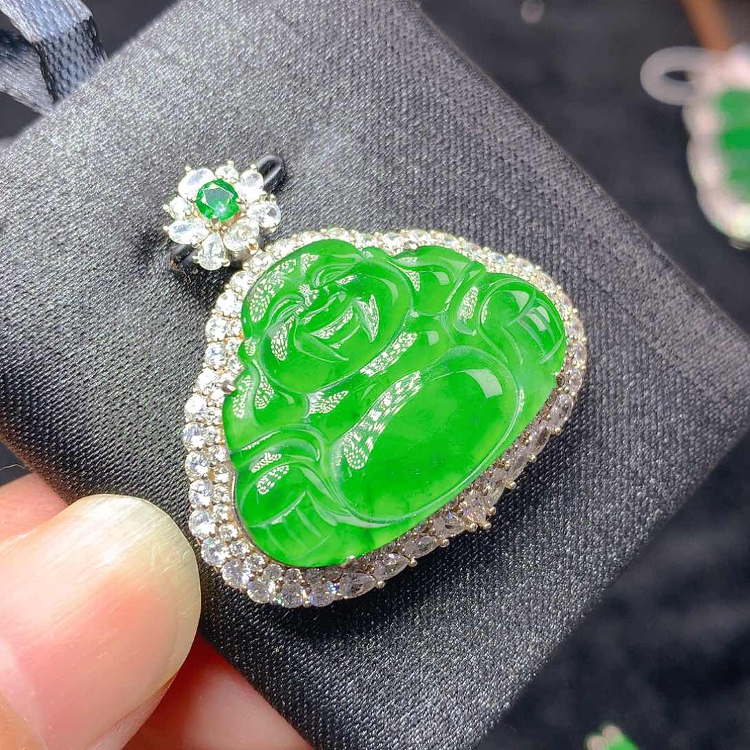 翡翠银S925镶嵌颈饰我