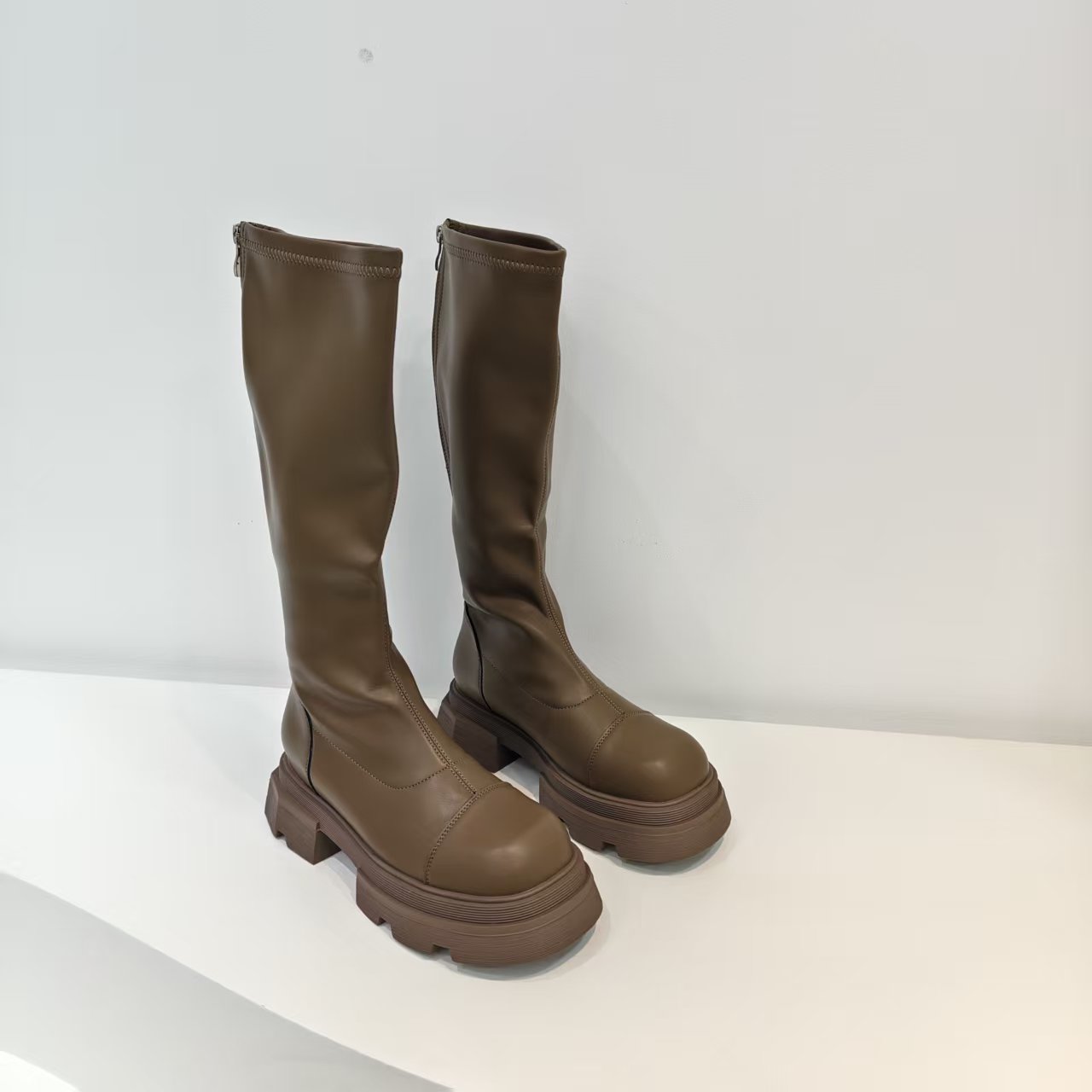 卡色【绒里】F9030-10长筒靴女2025新款靴女高筒显瘦百搭不过膝女靴