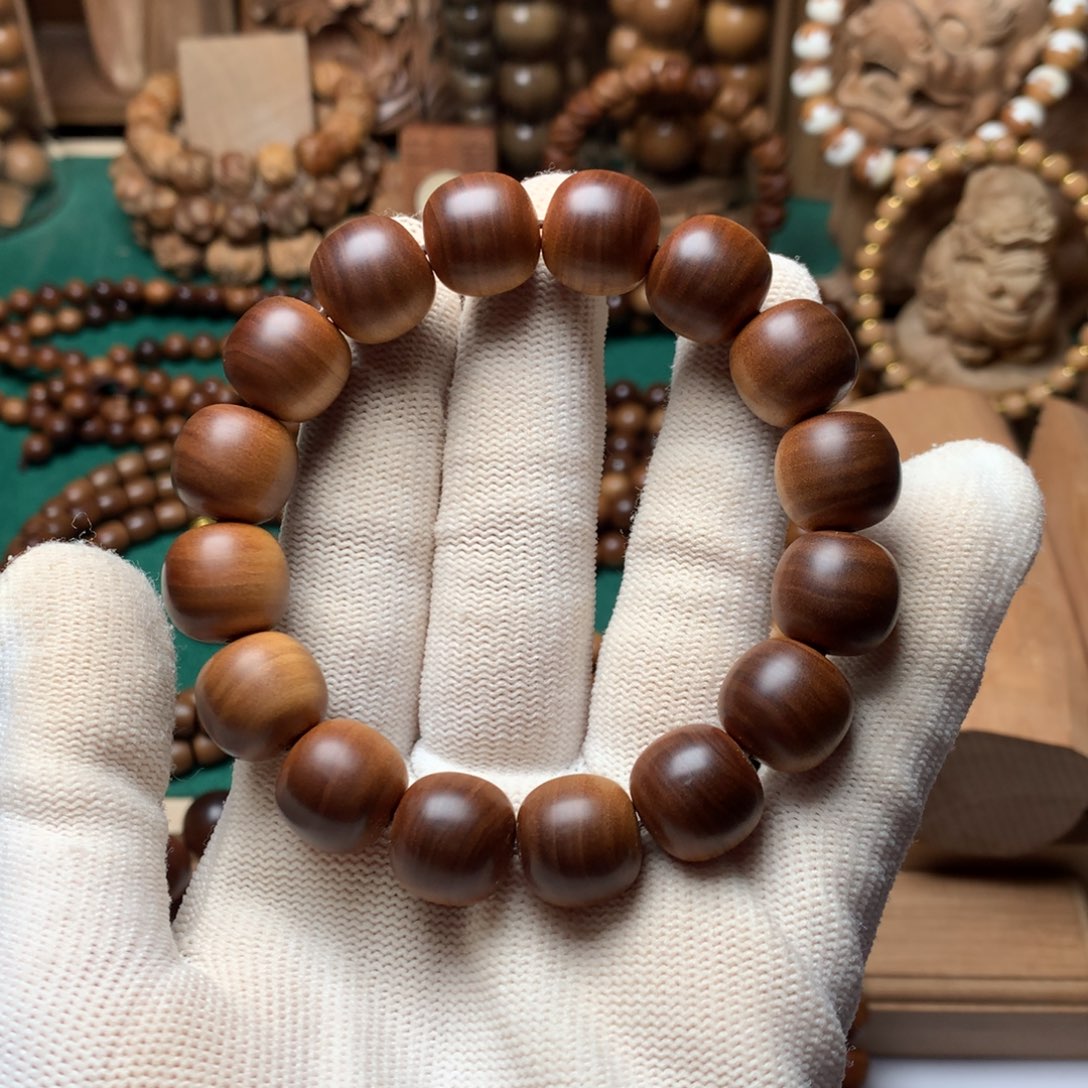 檀香木手串/手链老山檀香1.3*1.4沉水