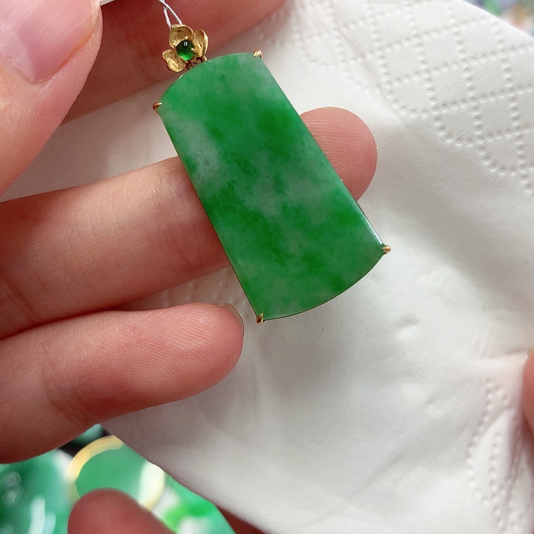 翡翠18K金镶嵌吊坠(不含链)