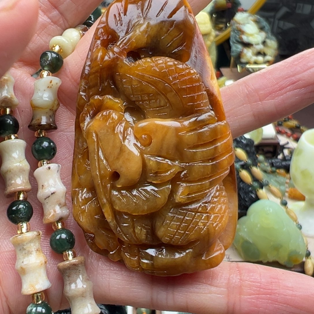 岫玉未镶嵌挂件挂件