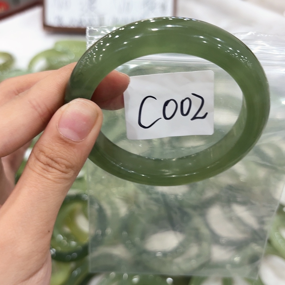 王***)岫玉未镶嵌手镯444