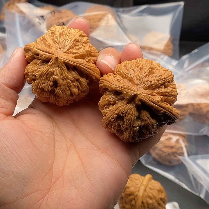 文玩核桃吊坠一***枪