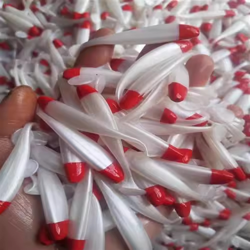 红头白身T尾夜光红头路亚饵软饵假饵鲈鱼鳜鱼桂鱼黑坑淡水鱼倒