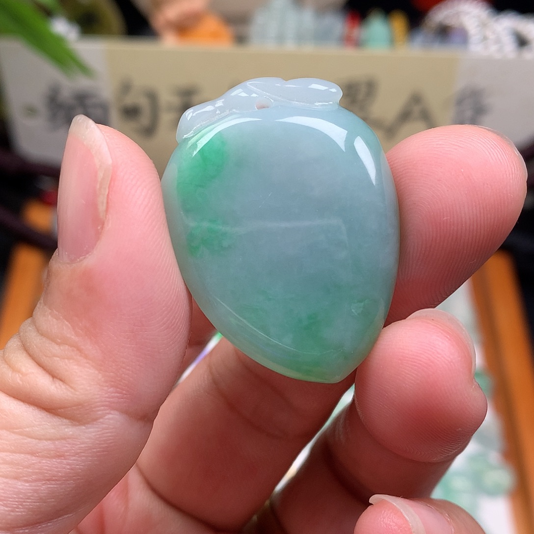 翡翠散珠缅甸天然A货翡翠冰种寿桃