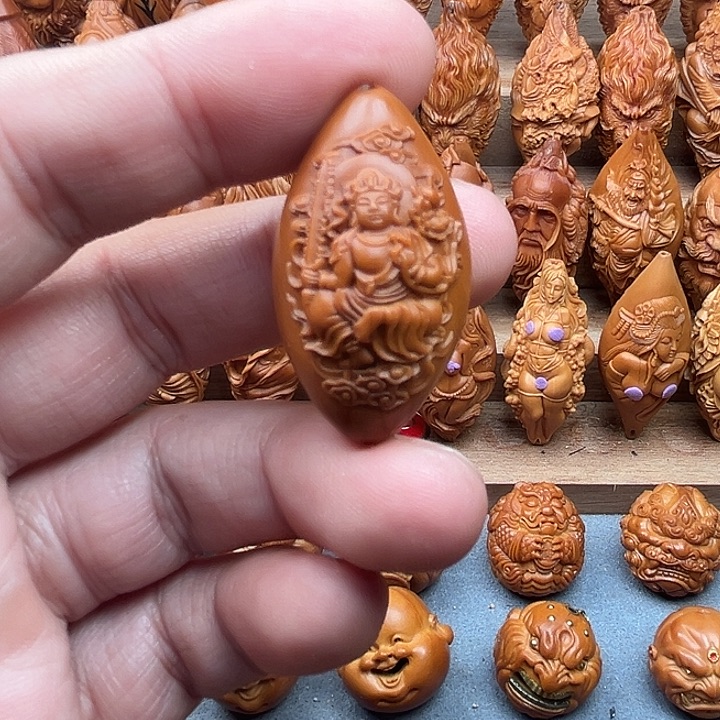 橄榄核吊坠21虚空藏