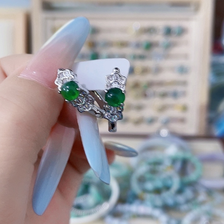 翡翠未镶嵌颈饰天然翡翠Ａ货