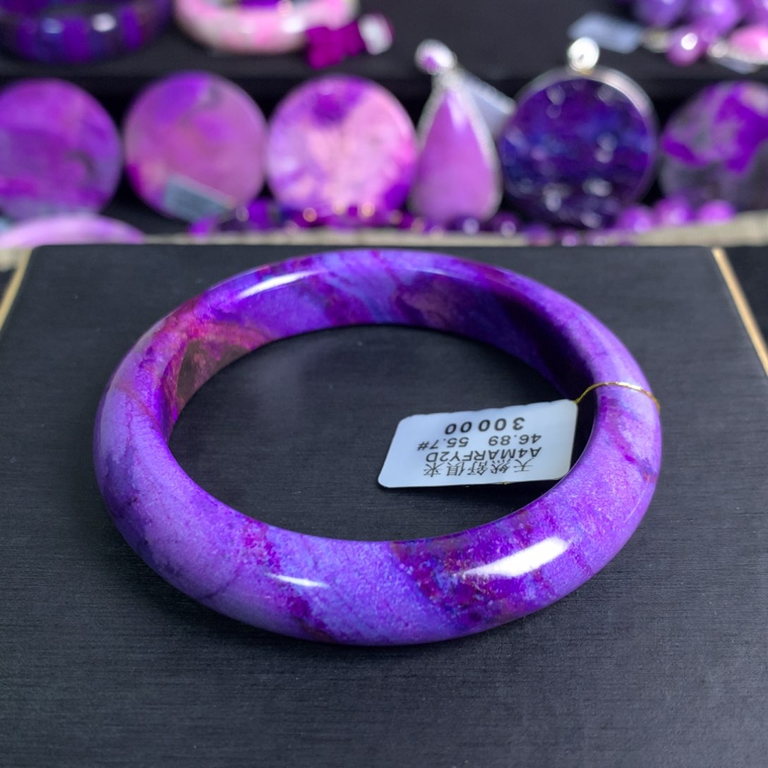 未镶嵌苏纪石（舒俱来）幻彩手镯55➕