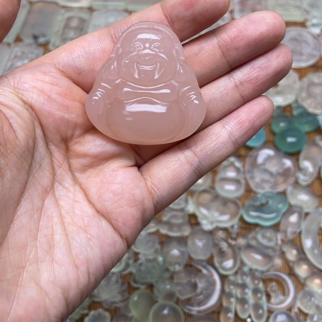 未镶嵌蛇纹石玉颈饰