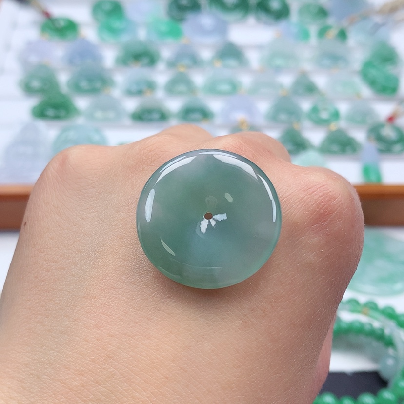 【闪购商品】翡翠吊坠(不含链)未镶嵌