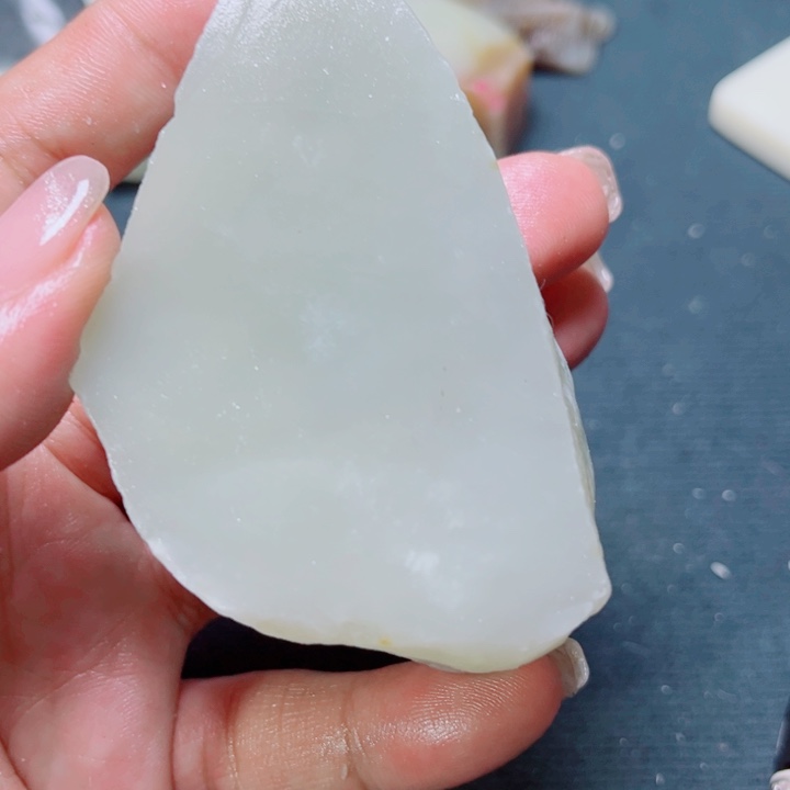 和田玉未镶嵌珠宝奇石