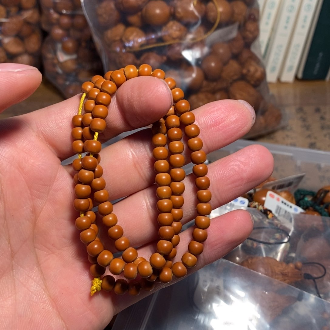 橄榄核手串/手链新年快樂