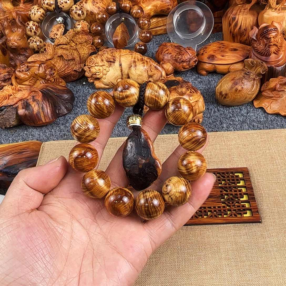 柏木白*太行崖柏天品龙胆