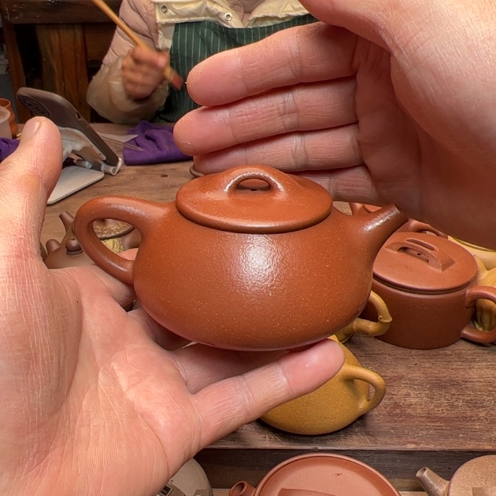 红泥茶壶红降坡泥半手精工制作满瓢200c c