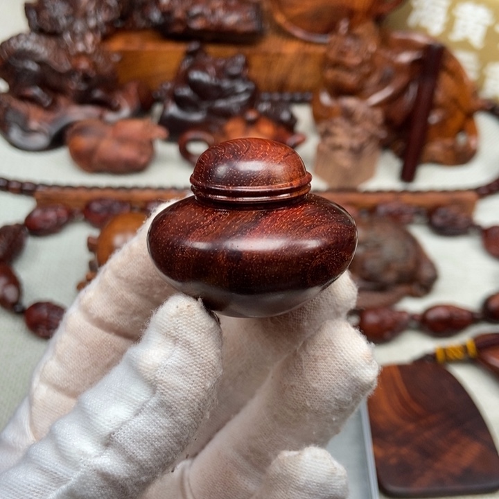 黄花梨/降香黄檀把件品香罐