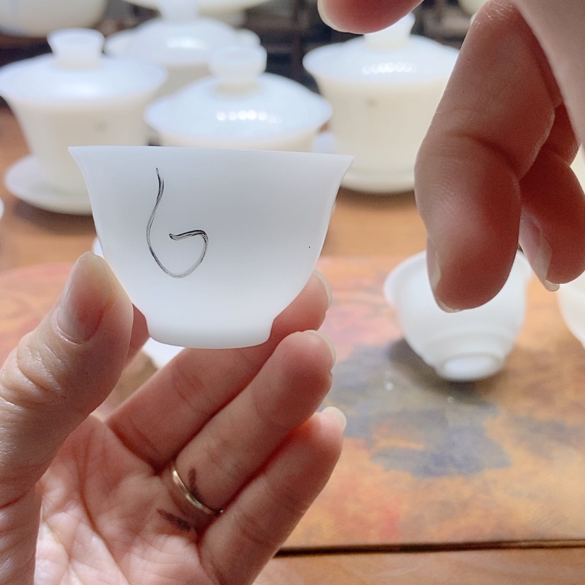 【闪购商品】在意了也没意义呢还能有哪点值得留恋嘛