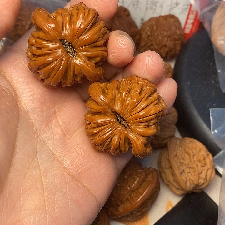 莫***问文玩核桃把件四43