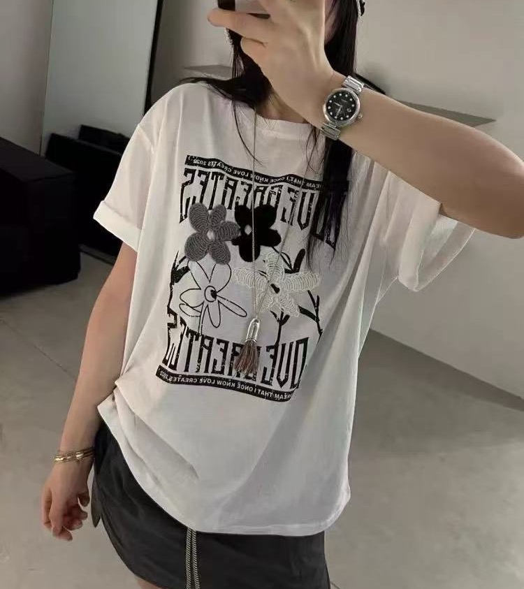 （依然叶惠美）t恤！重工！感花朵短袖T恤宽松休闲夏女上衣C634