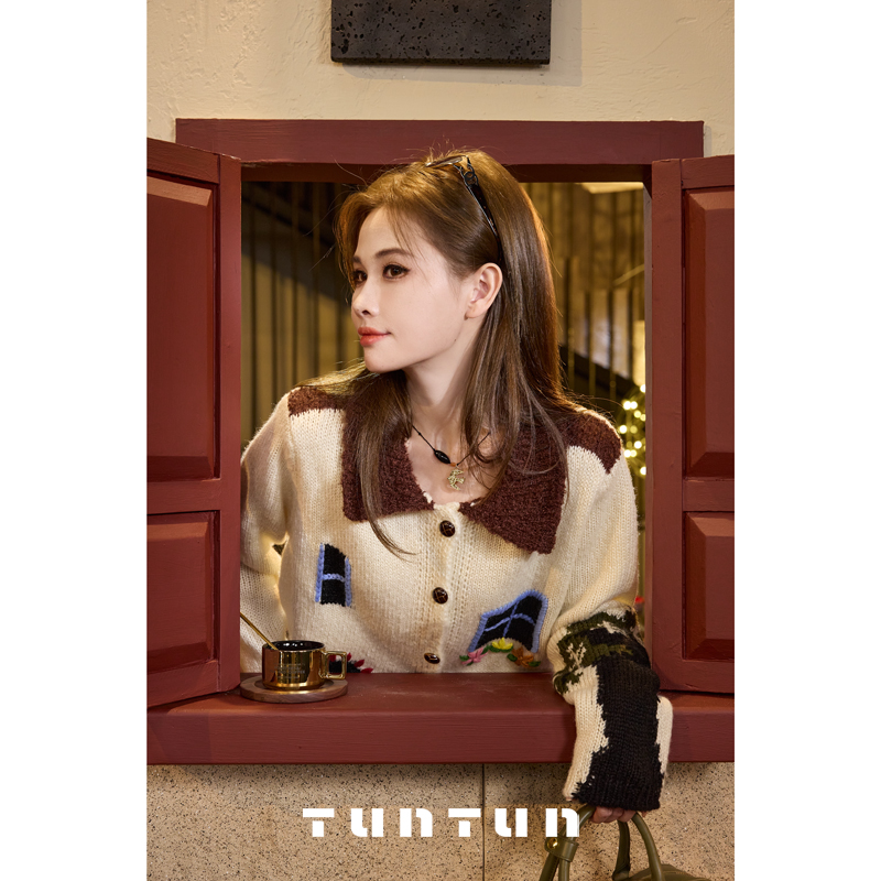 吞吞TUNT【窗台花园】童话小屋 浪漫童趣手工刺绣毛衣