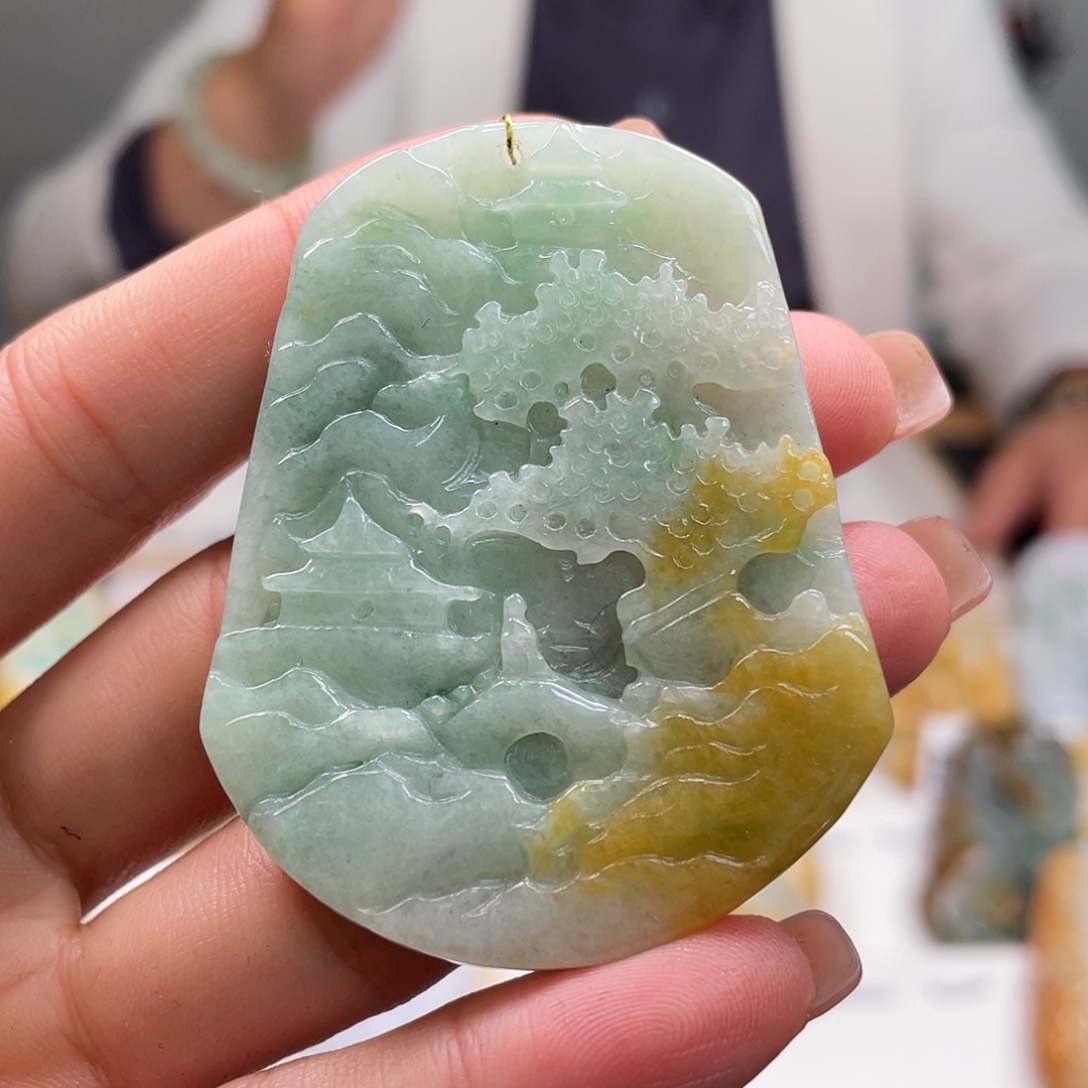 翡翠吊坠(不含链)未镶嵌