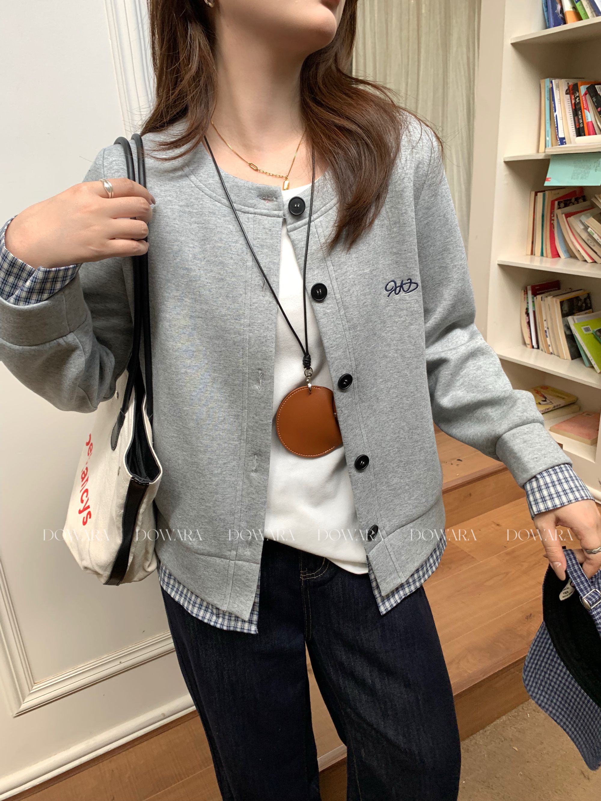 现货1035X大婉酱肉肉微胖定制【秘鲁格】韩系早秋拼接可开纽扣卫衣