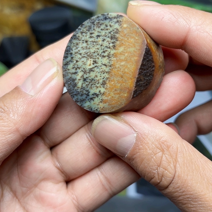 未镶嵌和田玉珠宝奇石